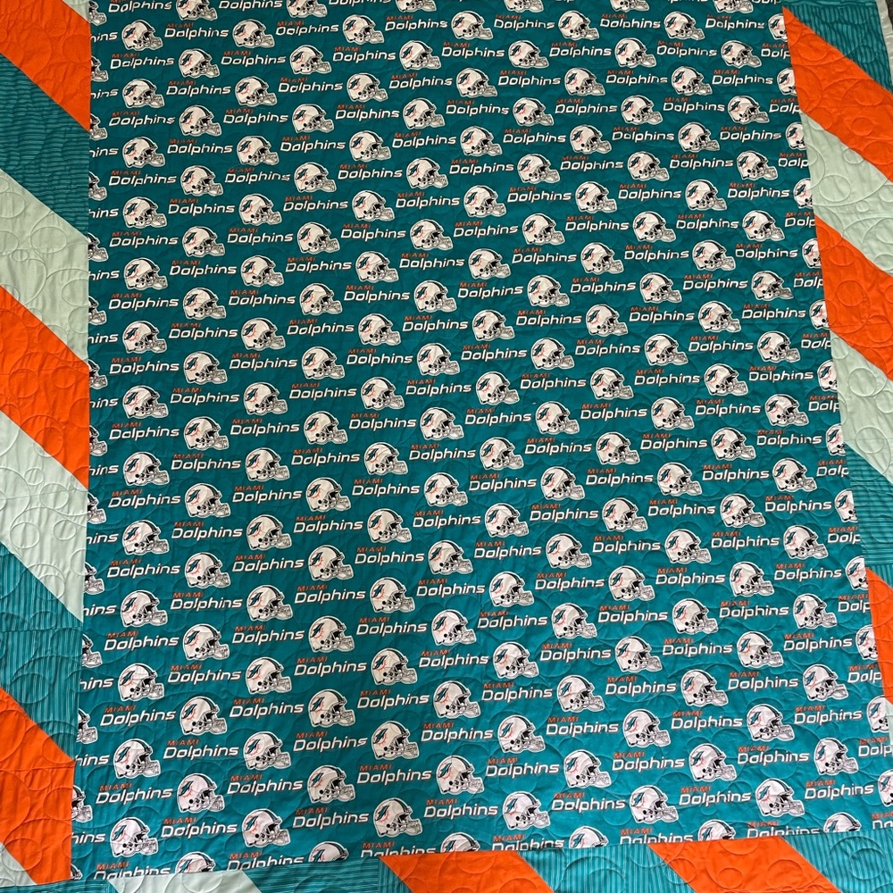 Blue and Orange Dolphin Pattern Blanket
